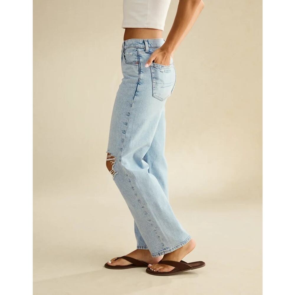 AMERICAN EAGLE Skylight Blue Strigid Ripped Knee  High-Waisted Stovepipe Jeans - Picture 5 of 16